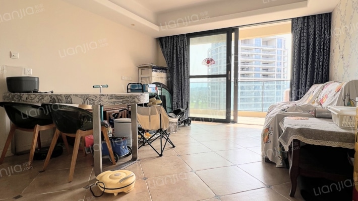绿城蓝湾小镇·棕榈苑二手房实景图