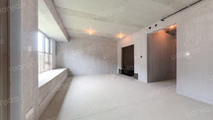 保利云上二手房实景图