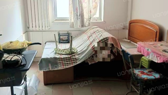 列电宿舍西院二手房实景图