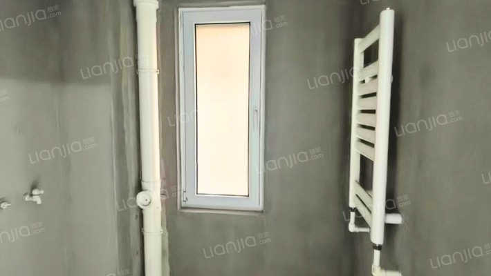 桃源新都孔雀城 3室2厅 南 北-卫生间B