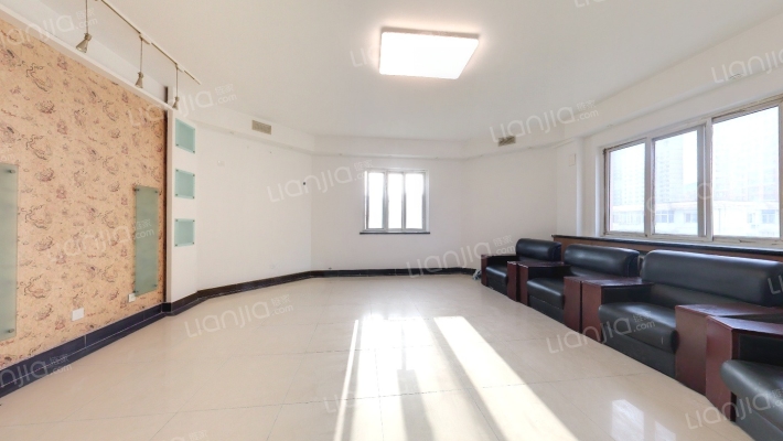 冯村嘉园二区二手房实景图