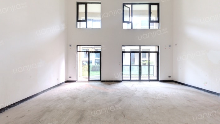 复地君屿墅E区二手房实景图