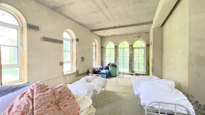 德嘉与海别墅二手房实景图