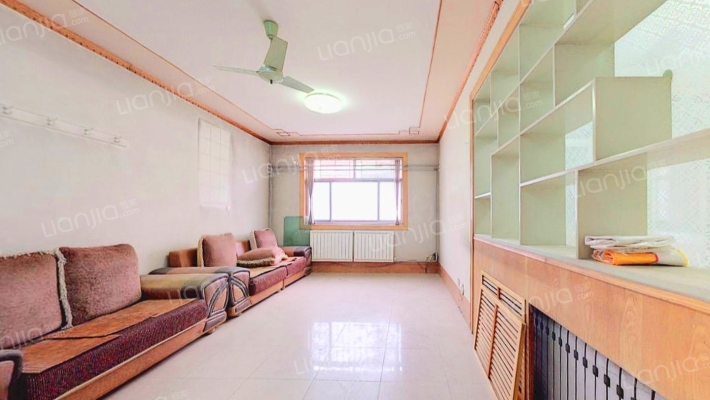 经信局家属院二手房实景图