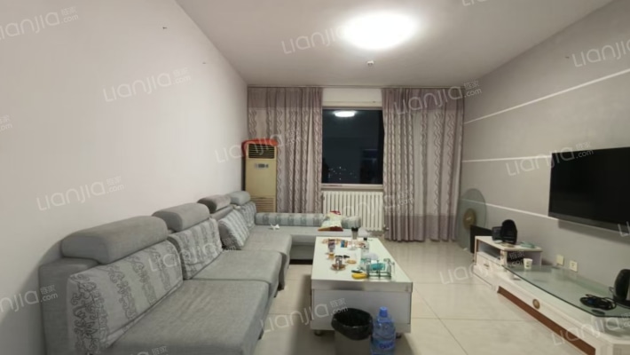 东鲁文苑A区二手房实景图