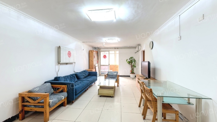 悠胜美苑二手房实景图