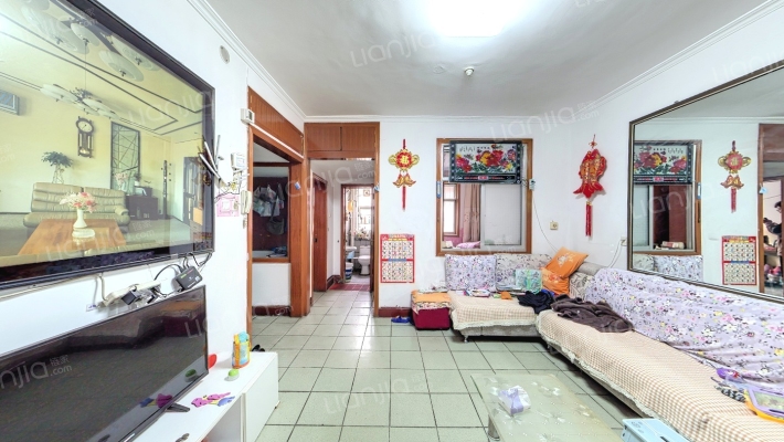 园林小区二手房实景图