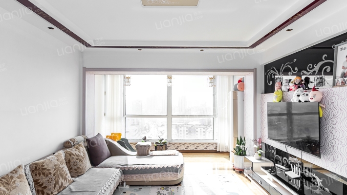 鼎林华庭二手房实景图