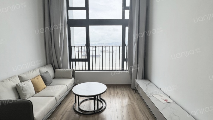 嘉霖深湾1号二手房实景图