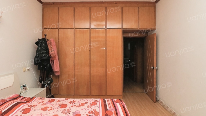 商务区单位房小区物管装修新色价格合理买来可以立即住-卧室B
