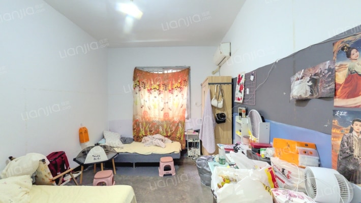 肖家村四巷8号二手房实景图