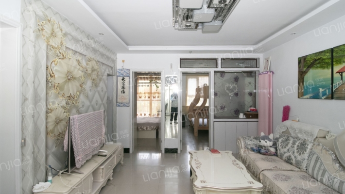 晶水花苑西区二手房实景图