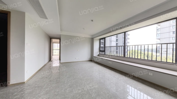 花曜里二手房实景图