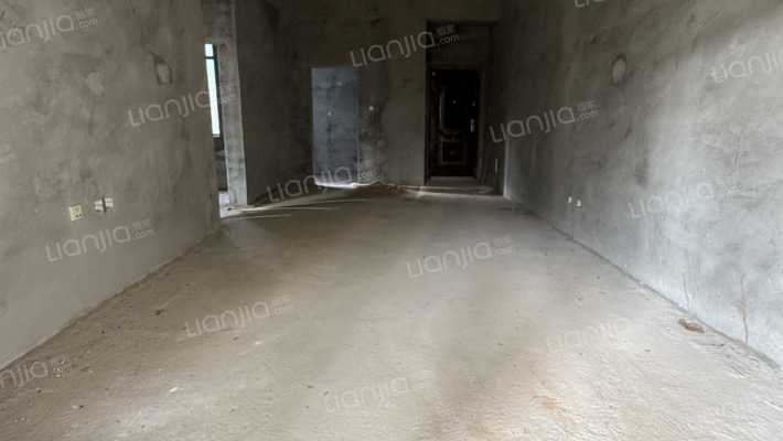 山水云间二手房实景图