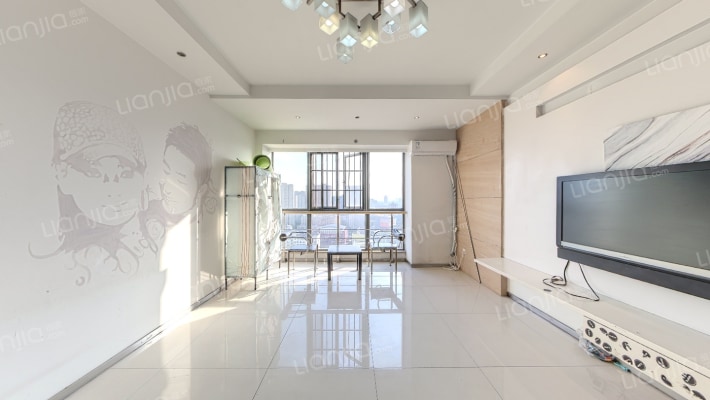 东湖花园二期二手房实景图