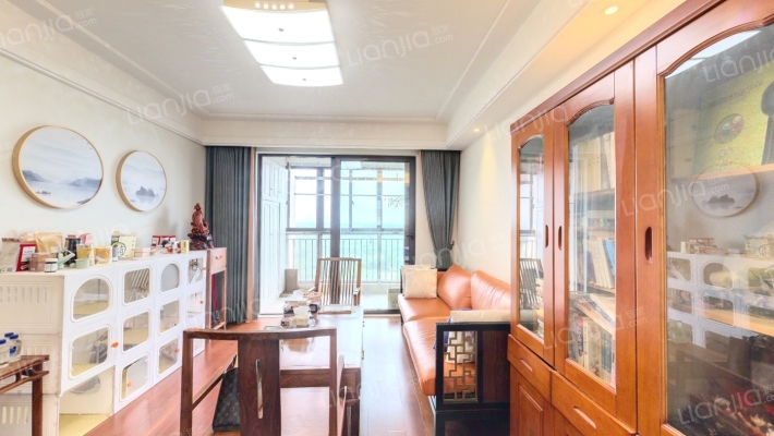 仁恒公园四季二手房实景图