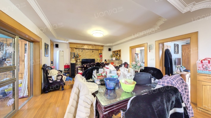 金泰公寓二手房实景图