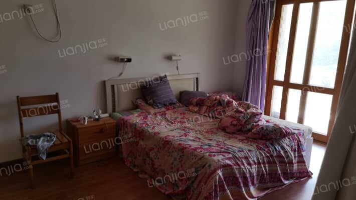 4A级高尔夫独栋别墅，带高尔夫球卡，1200平私人庭院。-卧室E