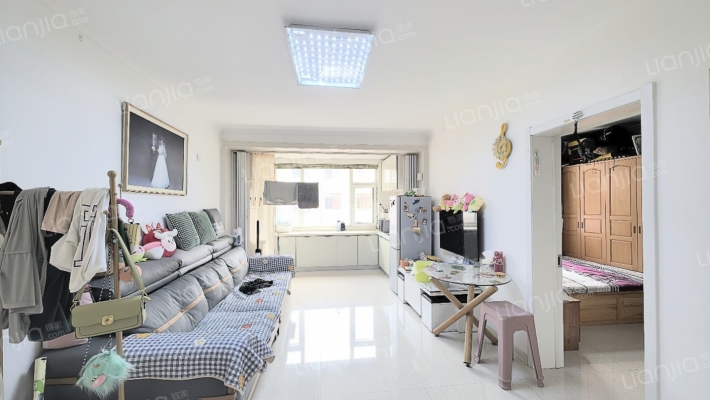 西城新居二手房实景图