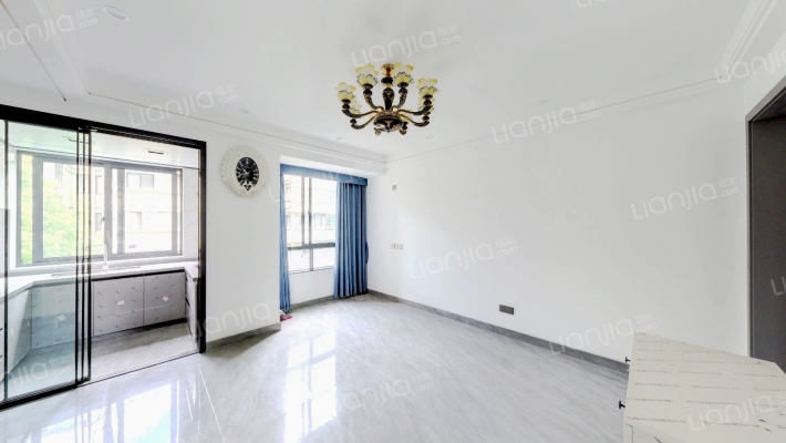 龍驤園二手房实景图