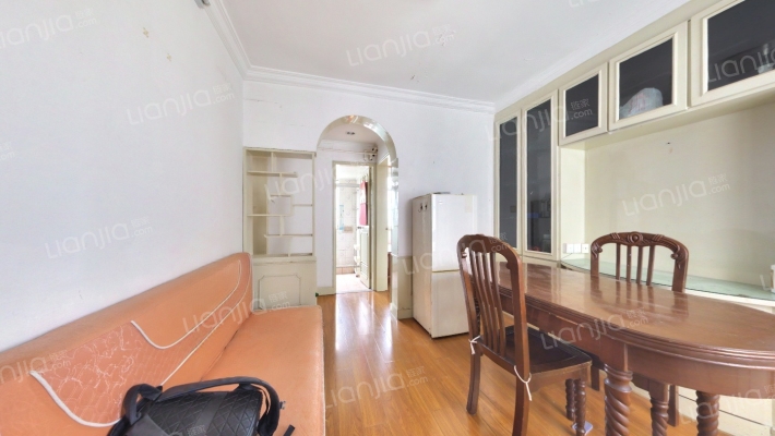 茅台花苑二手房实景图