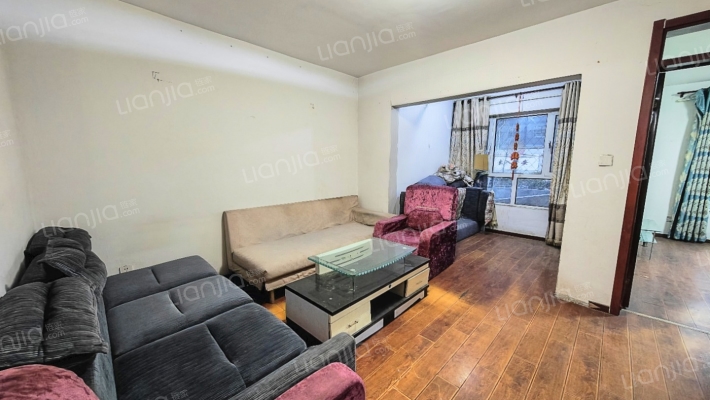 鹏渤御苑 4室2厅 南 北-客厅