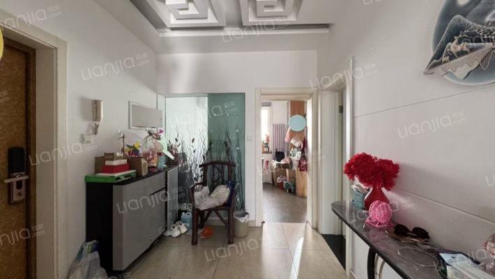 德信公园旁边 跃层户型方正 集中供暖 生活方便-门厅