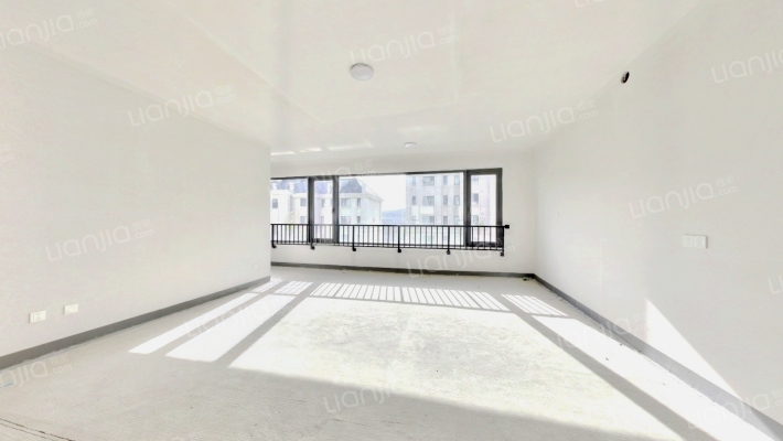 中海枫墅二手房实景图