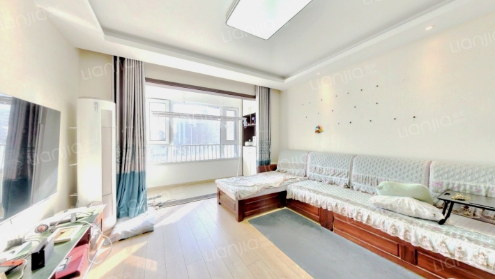 万科公园大道安泰园二手房实景图