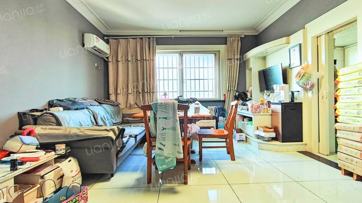 新洛西路二手房实景图