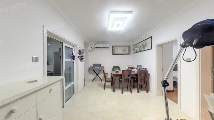 莘园路新村二手房实景图