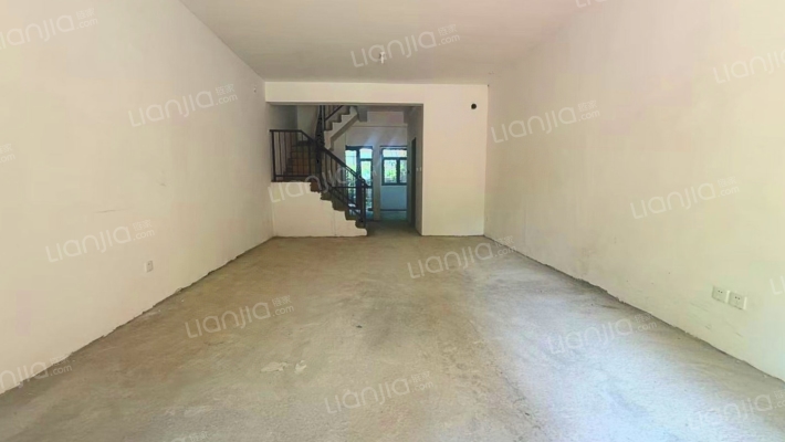 海逸豪庭尚都3区二手房实景图