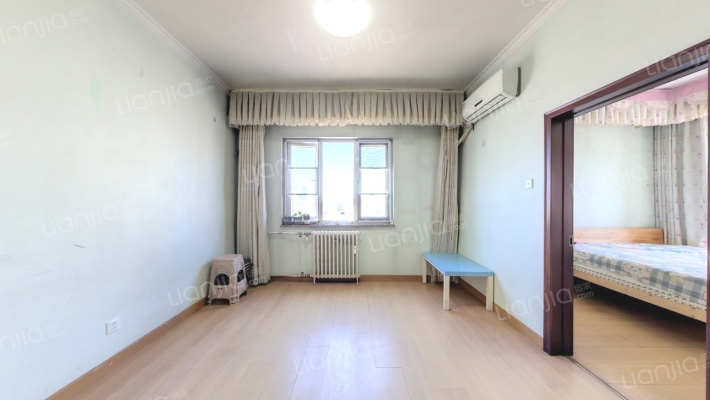 新德街35号院二手房实景图