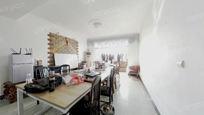 世纪花园二手房实景图