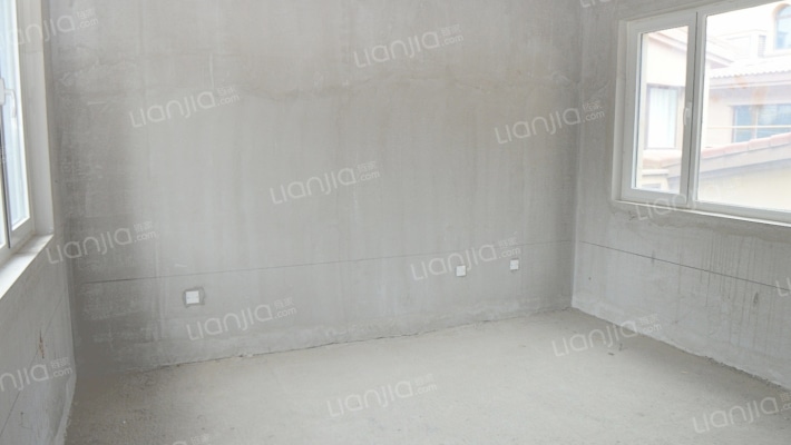 京都颐和城  边户 233平联排别墅 带大院子急售-卧室C