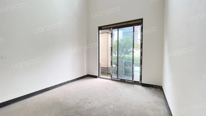 荣盛华府别墅区二手房实景图