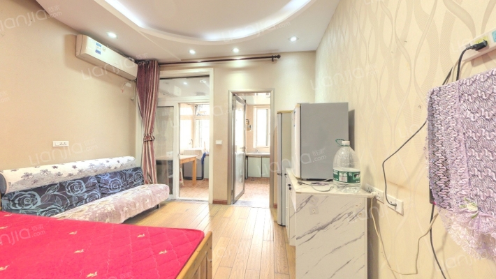 海宇中央鑫都二手房实景图