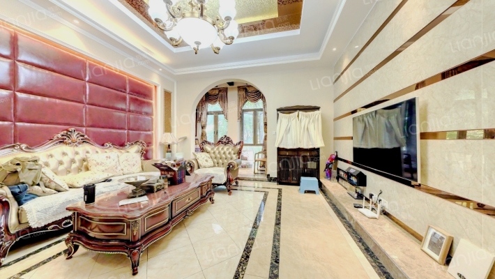 和贵南山上二手房实景图