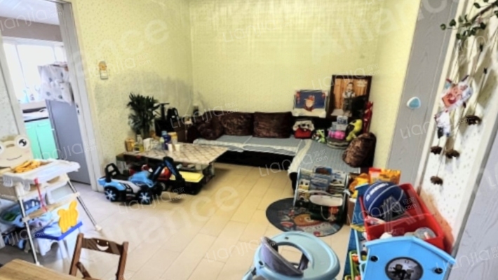 雁阳美地二手房实景图