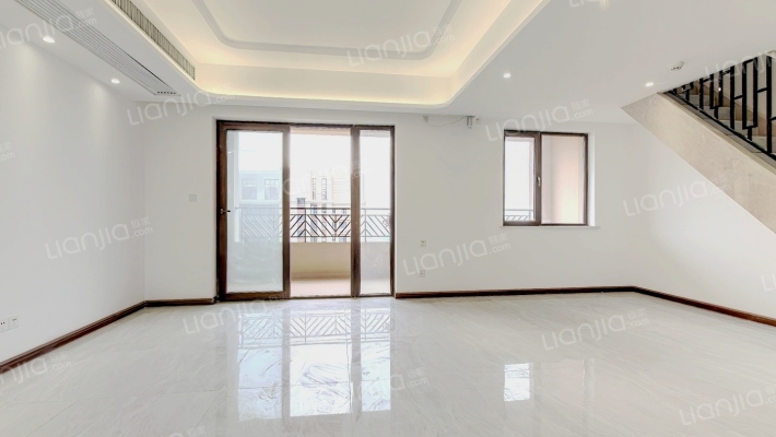 保利天悦四期二手房实景图