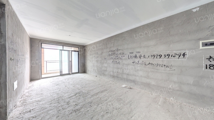 东投长安府二手房实景图