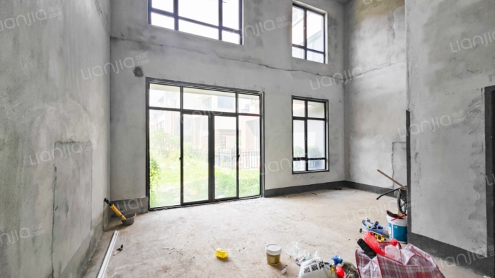 彰泰春江海岸江海居二手房实景图