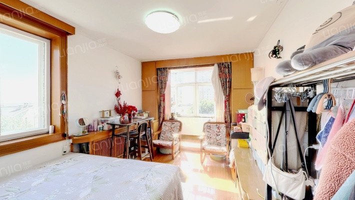 黑石礁景山二手房实景图