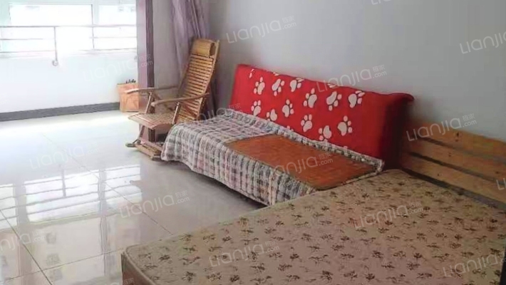 小区交通方便，配套齐全，集中供暖，-卧室A