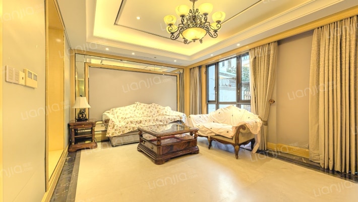 银亿领墅二手房实景图