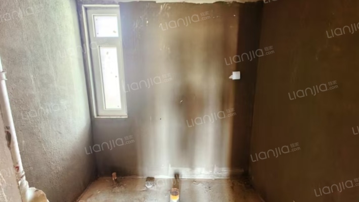 双语旁全洋房社区，一梯两户，采光好，视野佳-卫生间B