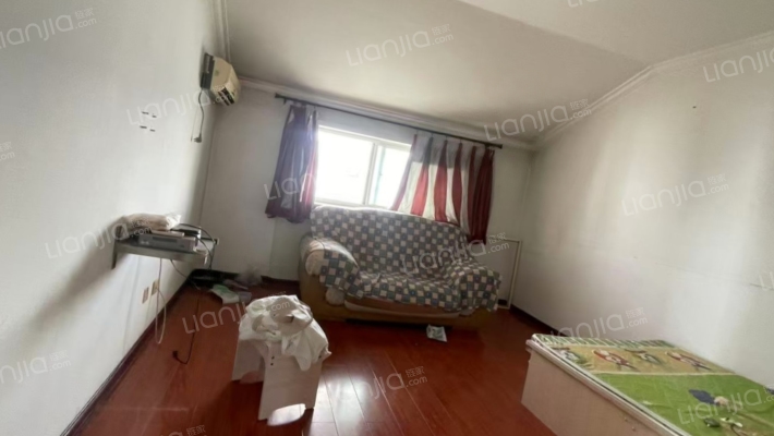 物探局  广安B区   5-6层  阁楼-卧室D