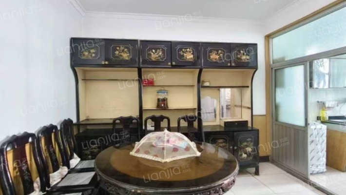 晨光小区3居室3层有出房了  价格合适啊-餐厅