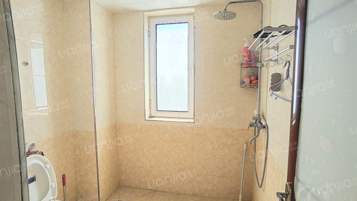 业主换房急售，明厨明卫通透三居，随时看房-卫生间B