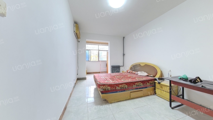 法院家属院二手房实景图